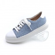Punching Blue Jeans Lace-Up Slip-Ons